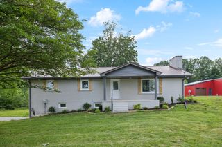 8651 Fredonia Rd, Manchester, TN 37355