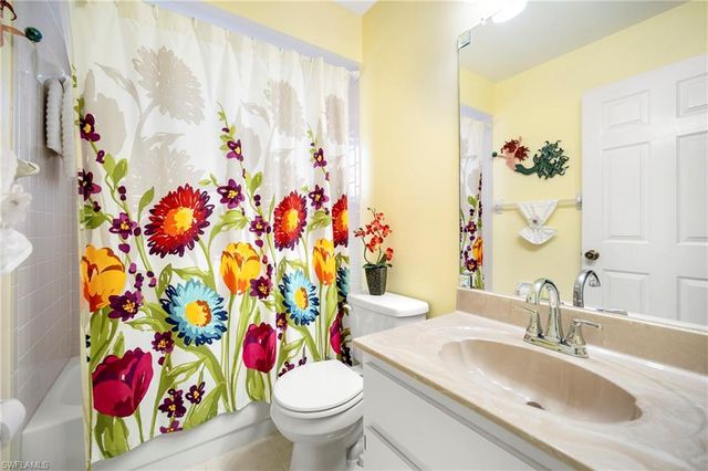 3740 Schefflera DR, North Fort Myers, FL 33917