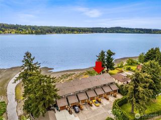 9092 Washington Avenue NW #6, Silverdale, WA 98383