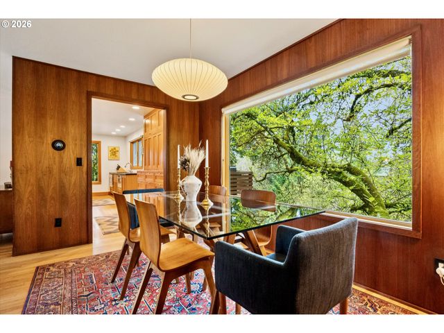 3185 Sw 72nd Ave, Portland, OR 97225