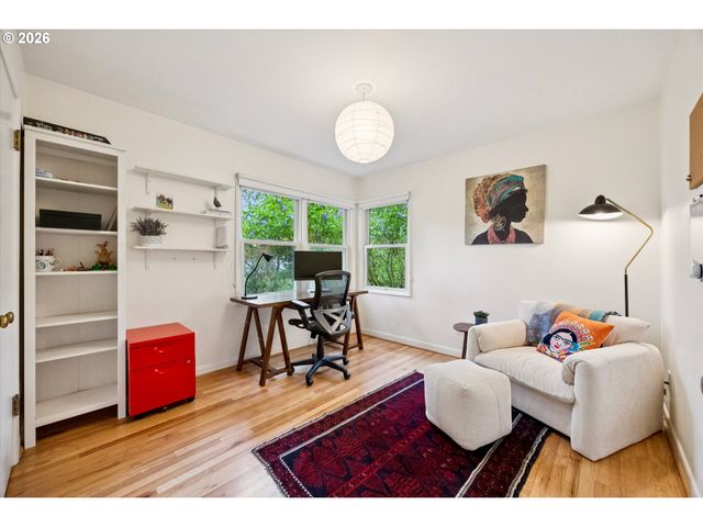 3185 Sw 72nd Ave, Portland, OR 97225