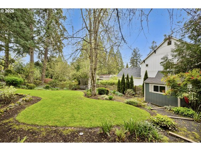 3185 Sw 72nd Ave, Portland, OR 97225