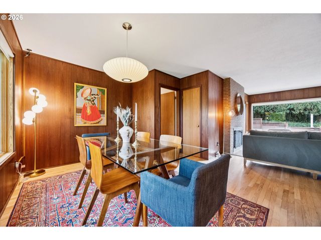 3185 Sw 72nd Ave, Portland, OR 97225