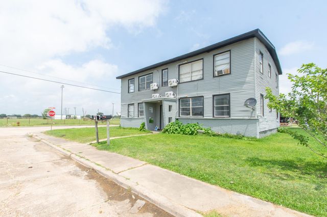 126 W 6th Street, Freeport, TX 77541