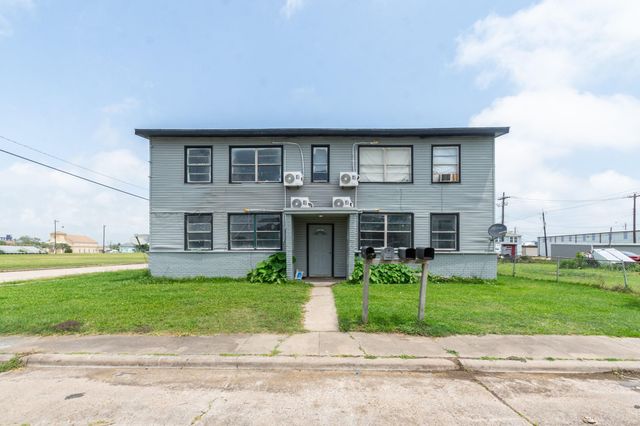 126 W 6th Street, Freeport, TX 77541