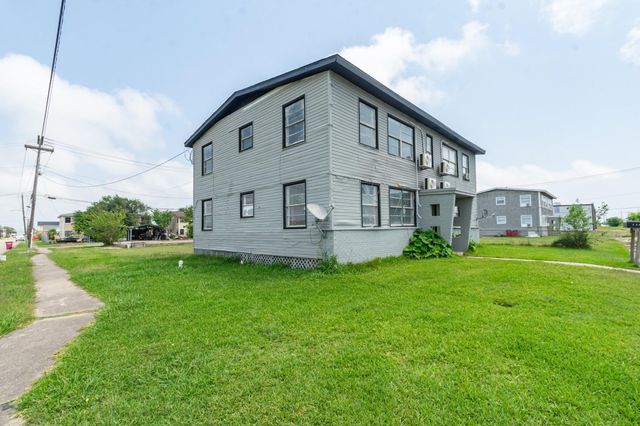 126 W 6th Street, Freeport, TX 77541