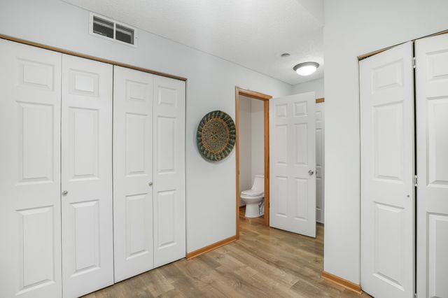 20336 Kensfield Trail 1603, Lakeville, MN 55044