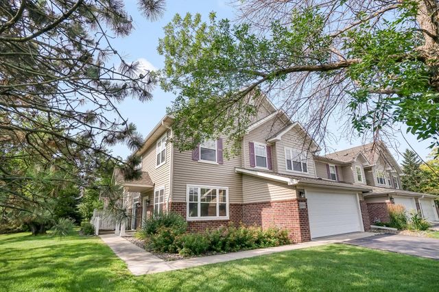 20336 Kensfield Trail 1603, Lakeville, MN 55044
