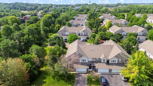 20336 Kensfield Trail 1603, Lakeville, MN 55044