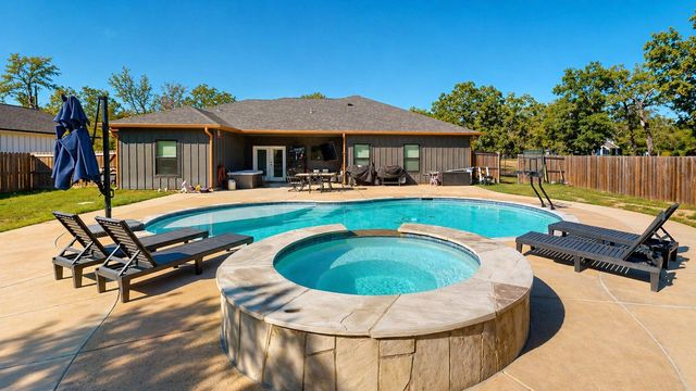 6503 teresa Lane, Athens, TX 75751