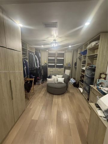 3050 SW 26th St, Miami, FL 33133