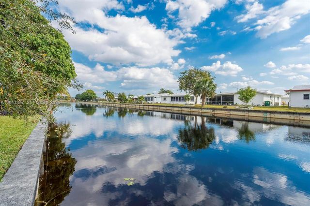 6810 NW 74th Place, Tamarac, FL 33321