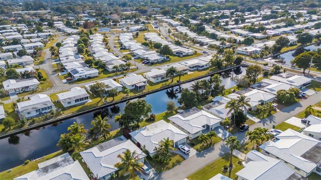 6810 NW 74th Place, Tamarac, FL 33321