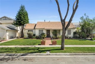 2038 San Anseline, Long Beach, CA 90815