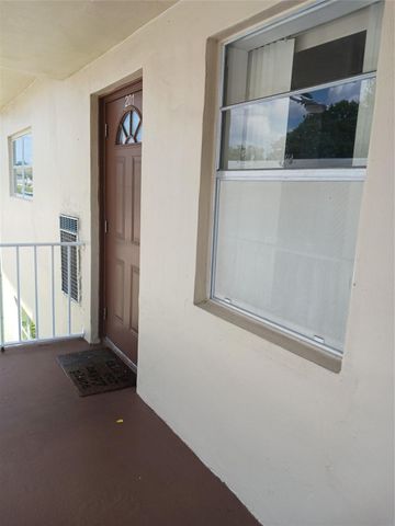 7505 NW 5TH Court 201, Margate, FL 33063