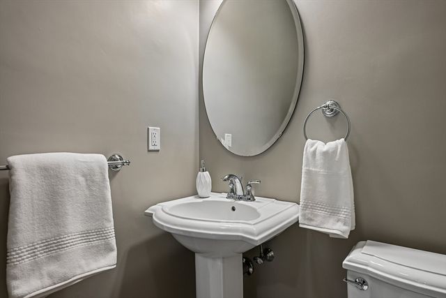 249 Boxboro Rd, Stow, MA 01775