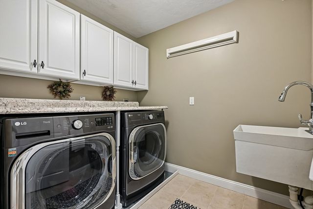 249 Boxboro Rd, Stow, MA 01775