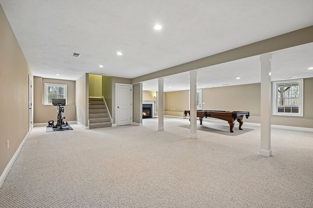 249 Boxboro Rd, Stow, MA 01775