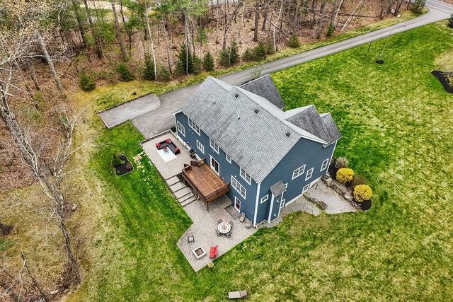 249 Boxboro Rd, Stow, MA 01775