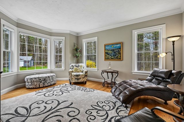 249 Boxboro Rd, Stow, MA 01775