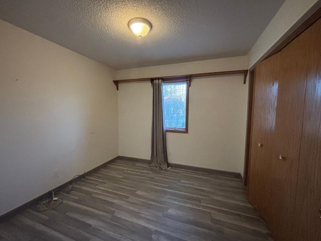 311 Kendall Avenue S, Thief River Falls, MN 56701