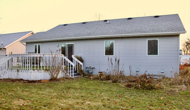 311 Kendall Avenue S, Thief River Falls, MN 56701