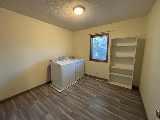 311 Kendall Avenue S, Thief River Falls, MN 56701