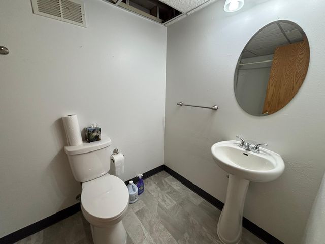 311 Kendall Avenue S, Thief River Falls, MN 56701