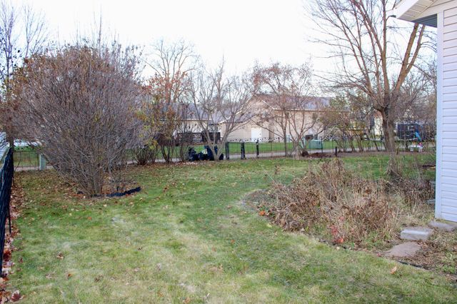 311 Kendall Avenue S, Thief River Falls, MN 56701