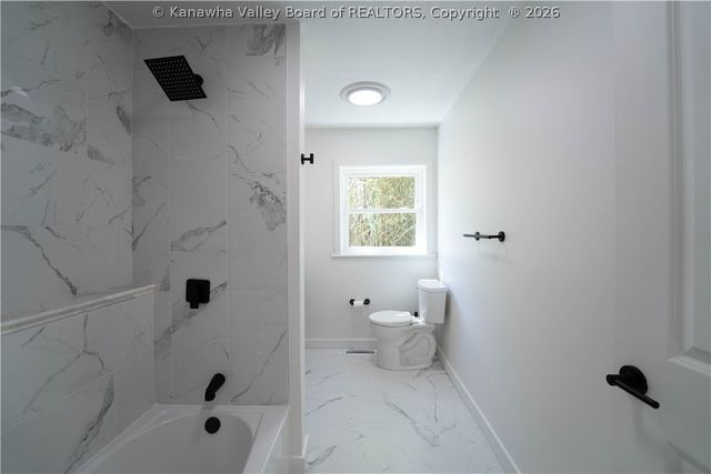 683 Forest Circle, South Charleston, WV 25303