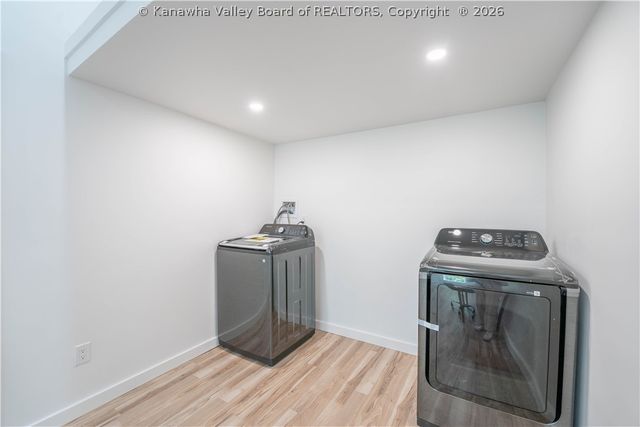683 Forest Circle, South Charleston, WV 25303