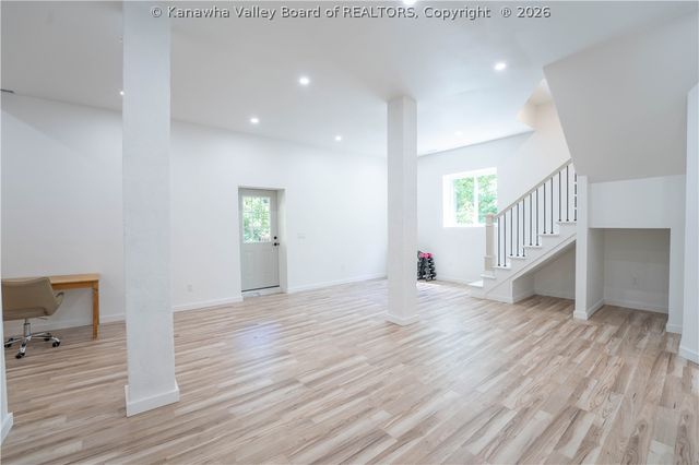 683 Forest Circle, South Charleston, WV 25303