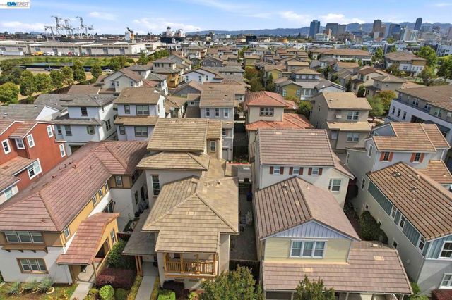 416 Dewitt Ln, Alameda, CA 94501
