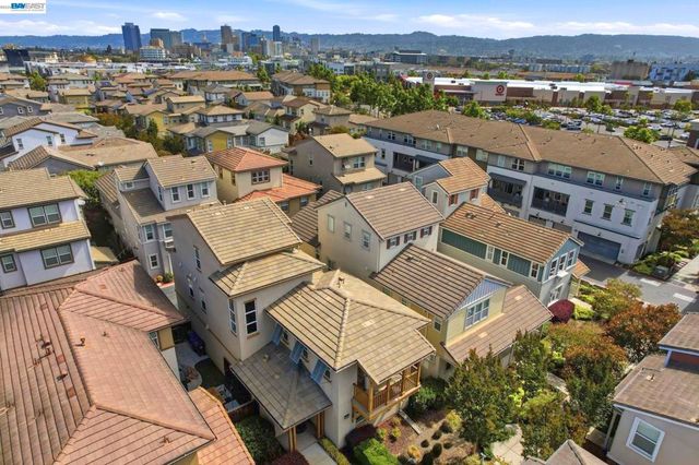 416 Dewitt Ln, Alameda, CA 94501