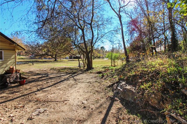 310 Wilson Avenue, Tahlequah, OK 74464