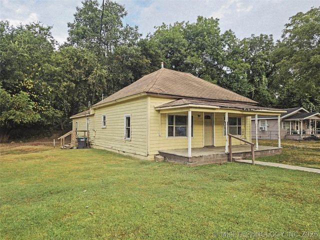 310 Wilson Avenue, Tahlequah, OK 74464