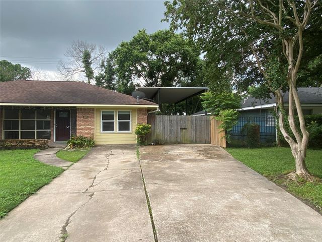 4929 Libbey Lane, Houston, TX 77092