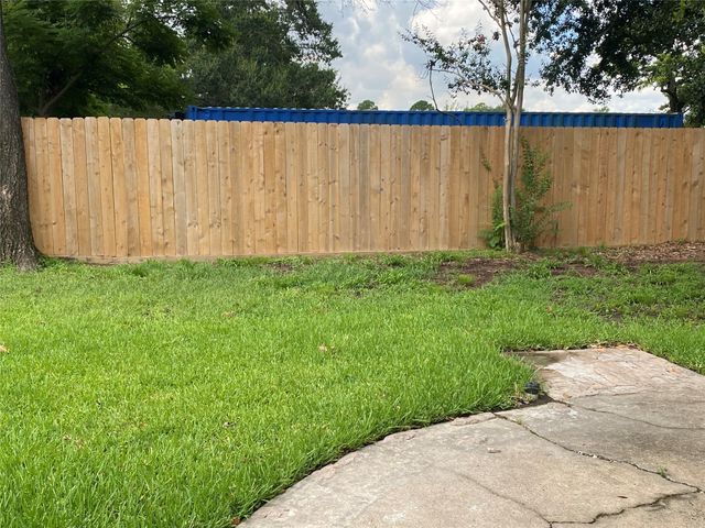 4929 Libbey Lane, Houston, TX 77092