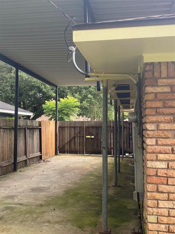 4929 Libbey Lane, Houston, TX 77092