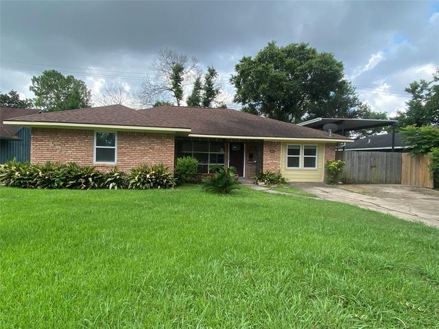 4929 Libbey Lane, Houston, TX 77092