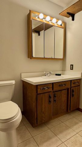 1751 23rd Street S, Fargo, ND 58103