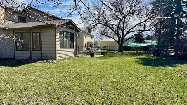 1751 23rd Street S, Fargo, ND 58103