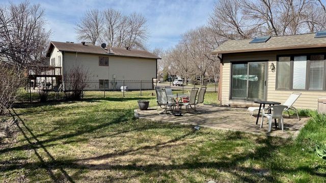 1751 23rd Street S, Fargo, ND 58103
