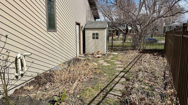1751 23rd Street S, Fargo, ND 58103
