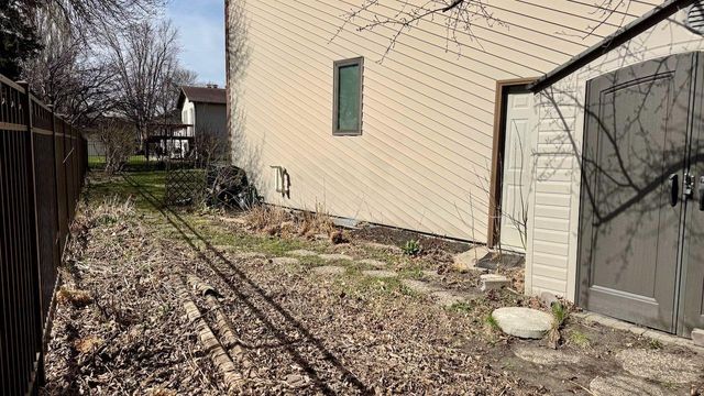 1751 23rd Street S, Fargo, ND 58103