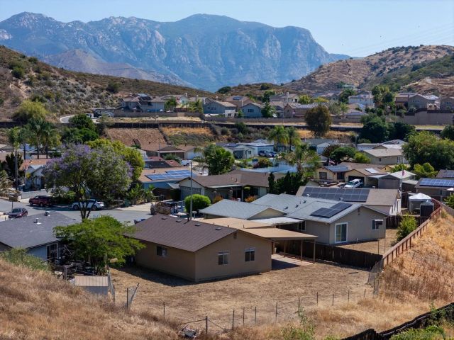 9902 Saddleback Drive, Lakeside, CA 92040