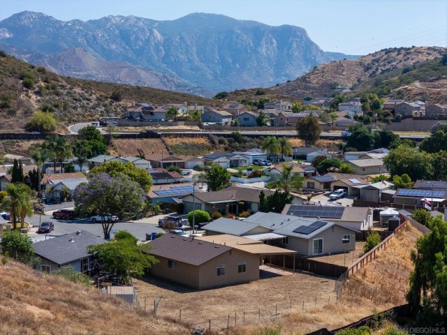 9902 Saddleback Drive, Lakeside, CA 92040