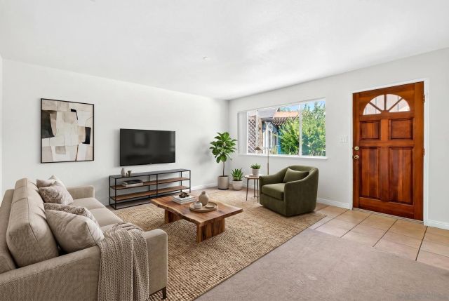9902 Saddleback Drive, Lakeside, CA 92040