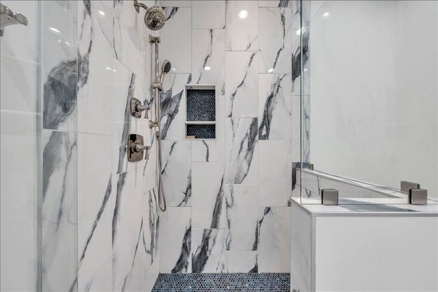 176 Three Point Isle DR, Penhook, VA 24137