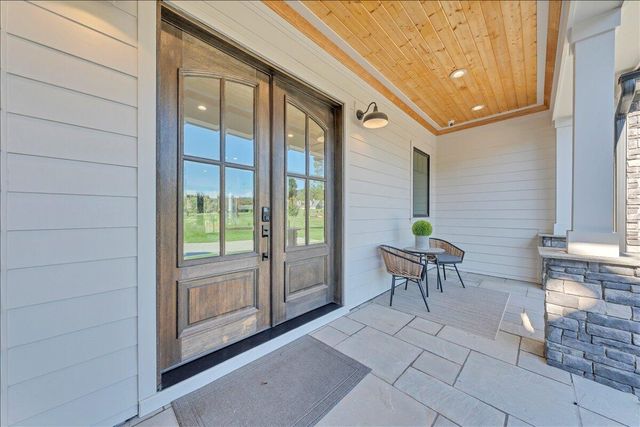 176 Three Point Isle DR, Penhook, VA 24137